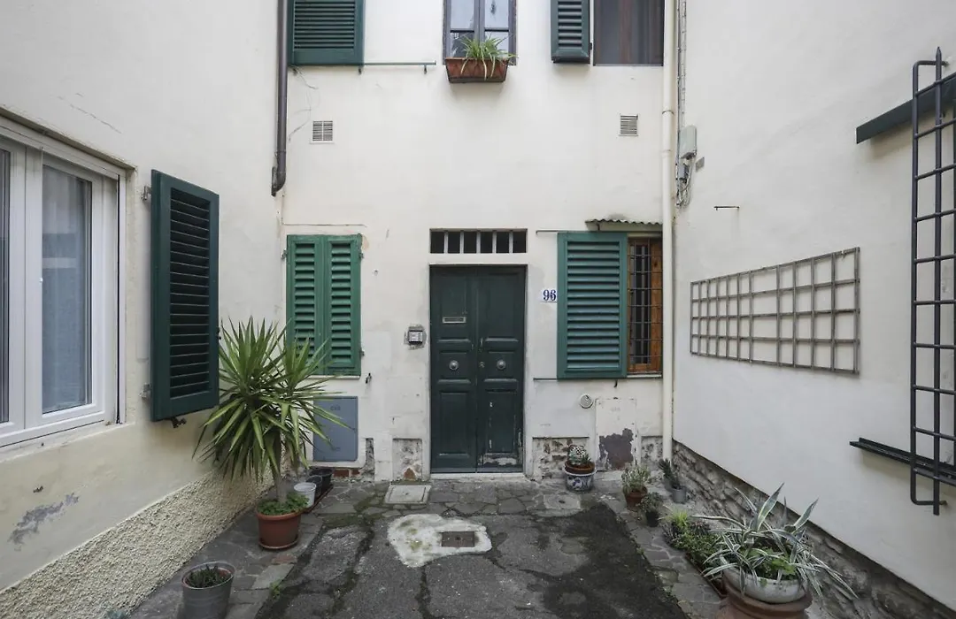 La Casita De El Malo - Sweet Dreams In Florence-1