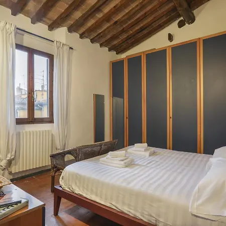 La Casita De El Malo - Sweet Dreams In Florence-3